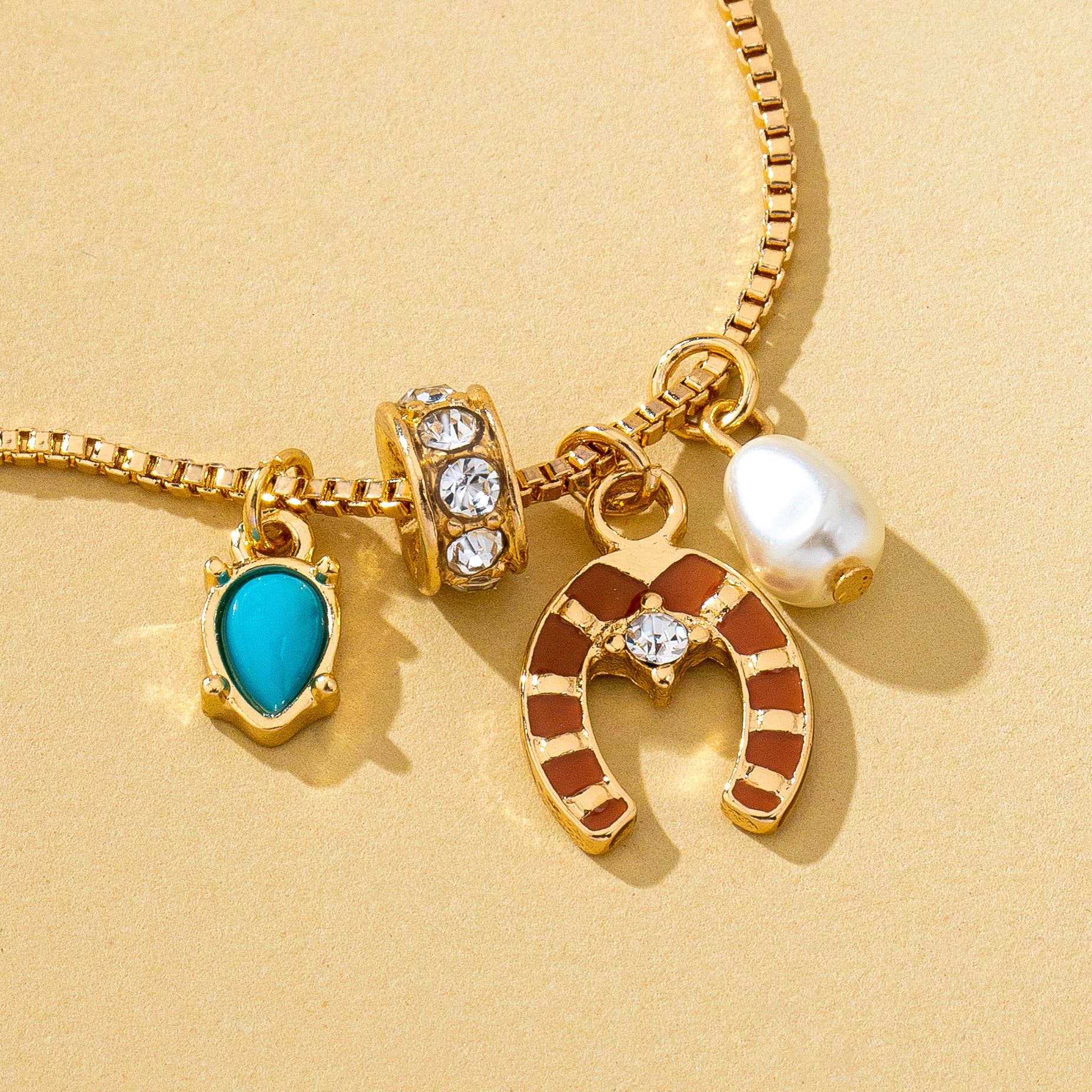 Miranda Southwest Horseshoe & Turquoise Charm Necklace - Wild Dandelion BoutiqueMiranda Southwest Horseshoe & Turquoise Charm NecklaceWild Dandelion Boutique